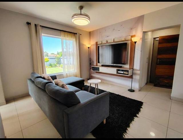 3 BEDROOM HOUSE FOR SALE IN MAGALIESKRUIN